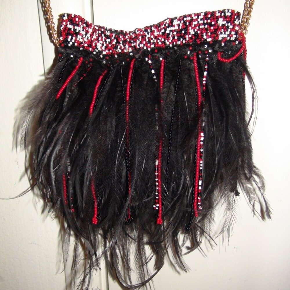 NWOT Valentino Garavani Ricamo Mini Beaded Feather Evening Shoulder Bag - Picture 5 of 10